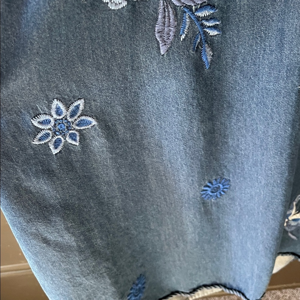 Johnny Was - Dark Blue Embroidered Chambray Tunic- Jazmine zip up - Picture 7 of 11